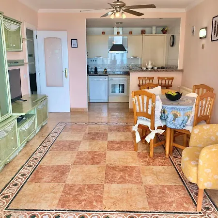 Oasis 7 Apartment *